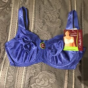Brand New Playtex Secrets Underwire Blue Bra 36D